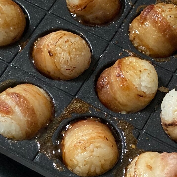 たこ焼き器でめちゃウマ肉巻きおにぎり!